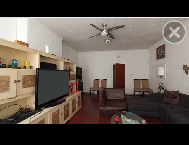 6 BEDROOM HOUSE FOR SALE IN ROSETTENVILLE